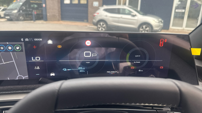 Peugeot 3008 157kW Allure 73kWh 5dr Auto Electric Estate - Image 15